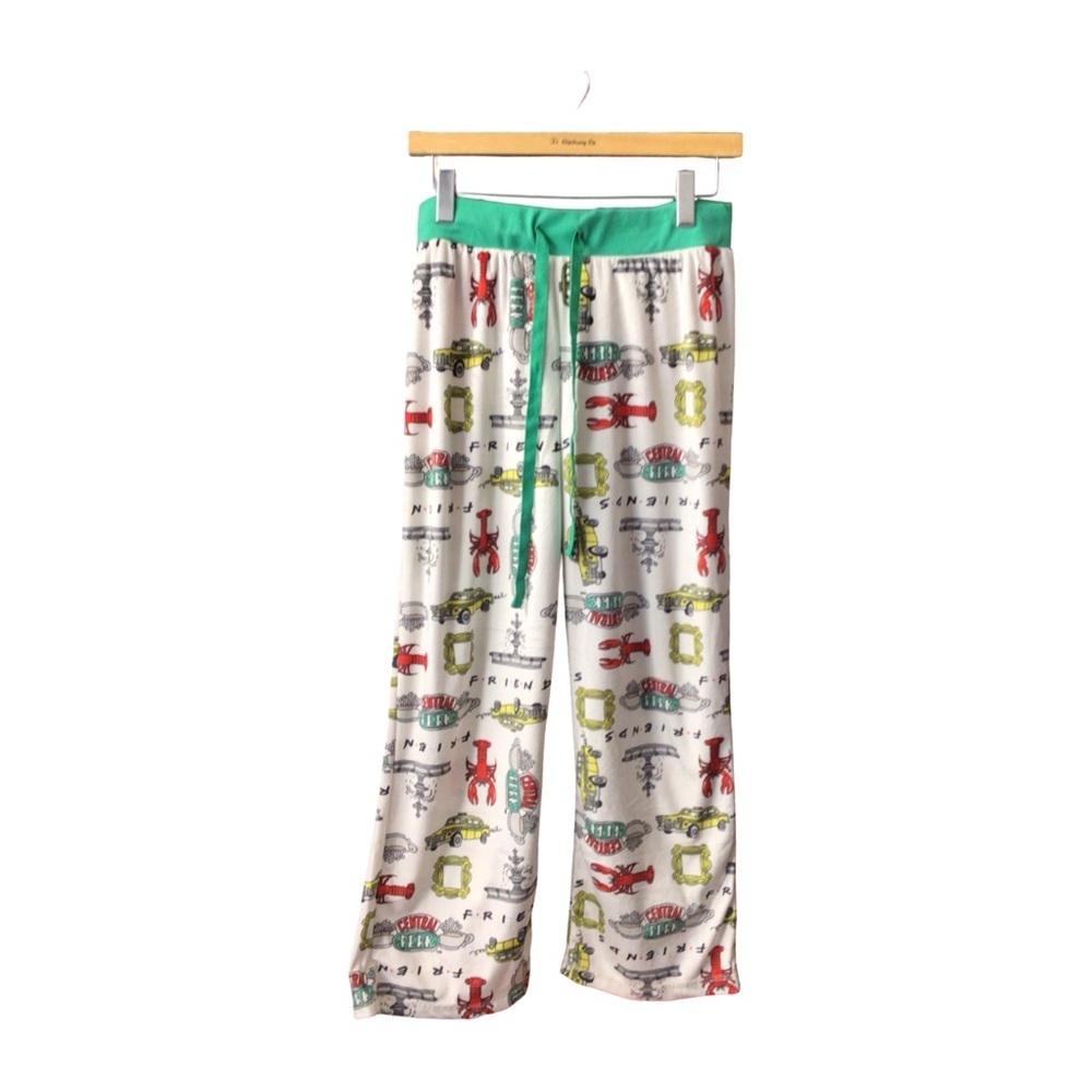 FRIENDS Womans Pajama Bottoms with Green and Red Print size Larr